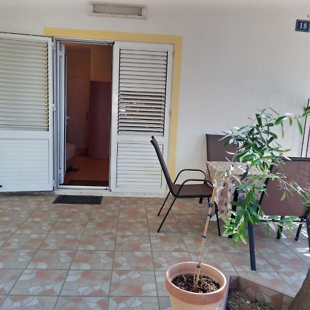 Vila Branka Čanj Buitenkant foto